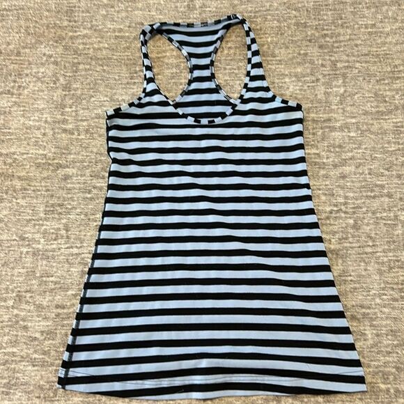 COPY - Lululemon tank top - Picture 1 of 5